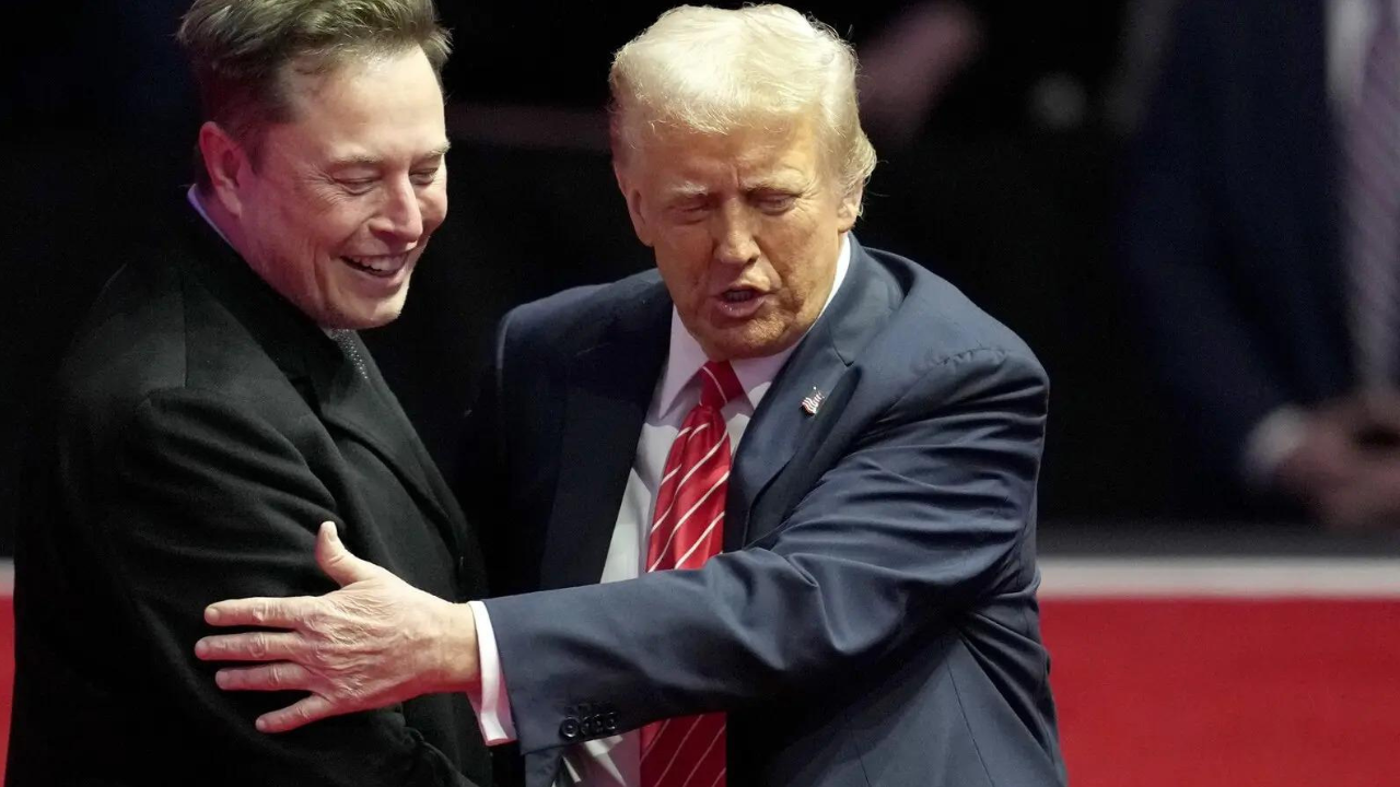 Elon Musk is getting more and more unpopular, reveals Wall Street Journal poll